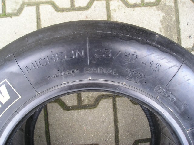 Michelin mokro 19
